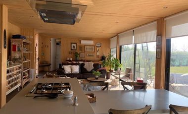 Casa en Venta en el faldeo 1000