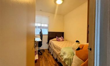 Casa en Venta en Av Farellones, 1710 Jardines del sol II(