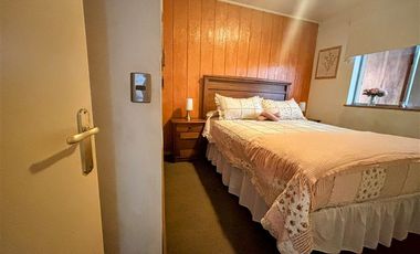 Casa en Venta en Av Farellones, 1710 Jardines del sol II(