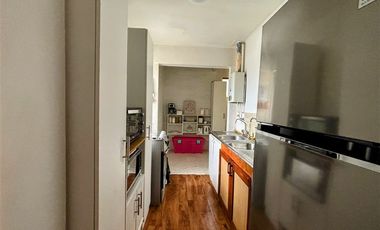 Casa en Venta en Av Farellones, 1710 Jardines del sol II(