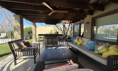 Casa en Venta en Santa Elena 247