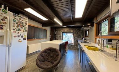 Casa en Venta en frente a hansel y gretel