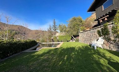 Casa en Venta en frente a hansel y gretel
