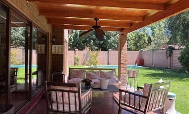 Casa en Arriendo en Condominio Los Atacameños