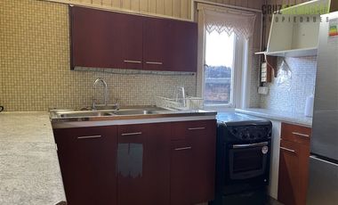 Casa en Venta en Barrio Estación, casa antigua en muy buen estado, maderas nativas y gran jardín.