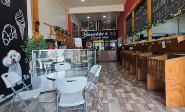 SE VENDE, PROPIEDAD COMERCIAL CON PANADERÍA Y PASTELERÍA