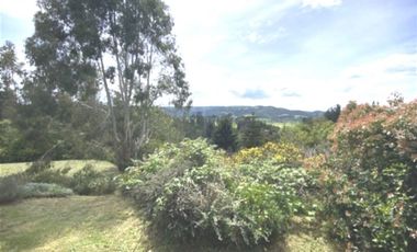 Casa en Arriendo en COD37542 Gran casa en condominio en sector Monteverde con acceso controlado