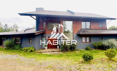 Casa en Arriendo en COD37542 Gran casa en condominio en sector Monteverde con acceso controlado