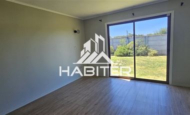 Casa en Arriendo en Condominio Los Maitenes