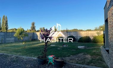 Casa en Arriendo en Condominio Los Maitenes