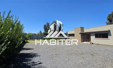 Casa en Arriendo en Condominio Los Maitenes
