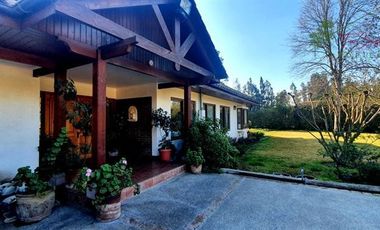 Casa en Arriendo en Camino Carampangue - Colegio Trebulco