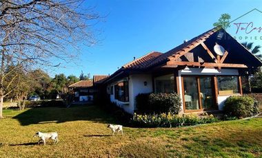 Casa en Arriendo en Camino Carampangue - Colegio Trebulco