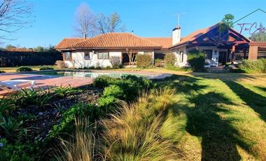 Casa en Arriendo en Camino Carampangue - Colegio Trebulco