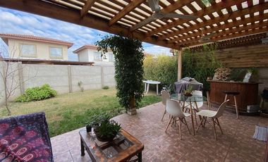 Casa en Arriendo en Buin - Valle Tranquilo