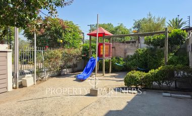 Casa mediterranea en condominio, excelente ubicacion