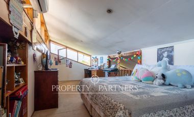 Amplia y comoda propiedad a pasos de Metro Rojas Magallanes.