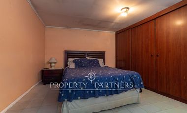 Amplia y comoda propiedad a pasos de Metro Rojas Magallanes.