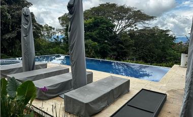 Casa campestre para la venta en Castilla la nueva, cerritos, Pereira!!