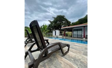 Casa campestre en condominio para la venta en Calima, Valle del Cauca