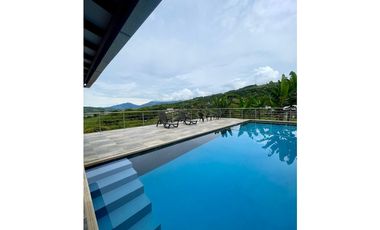 Casa campestre en condominio para la venta en Calima, Valle del Cauca