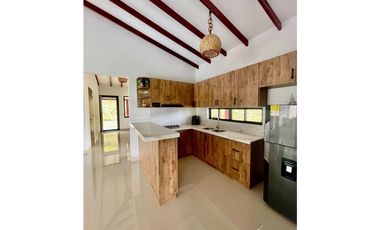 Casa campestre en condominio para la venta en Calima, Valle del Cauca