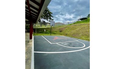 Casa campestre en condominio para la venta en Calima, Valle del Cauca