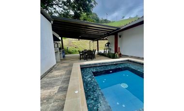 Casa campestre en condominio para la venta en Calima, Valle del Cauca