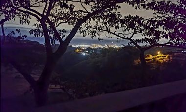 Ecohotel con lotes para la venta en el sector condina, Pereira!!