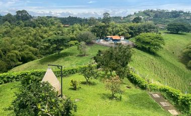 Ecohotel con lotes para la venta en el sector condina, Pereira!!