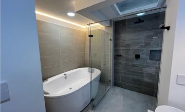Casa en conjunto para la venta en los  Alamos, Pereira!!