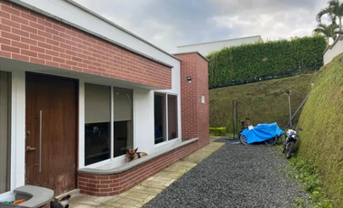 Casa campestre en condominio para arriendo en Combia, Pereira!!!