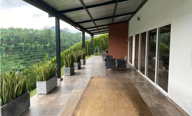 Casa campestre en condominio para arriendo en Combia, Pereira!!!