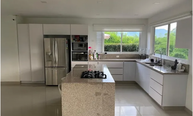 Casa campestre en condominio para arriendo en Combia, Pereira!!!