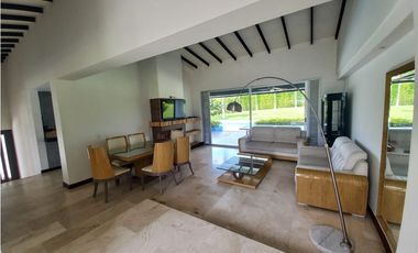 Casa campestre en condominio para arriendo en Cerritos, Pereira!!!