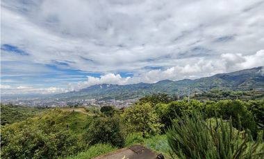 Finca independiente para la venta en el sector Boquerón, Dosquebradas