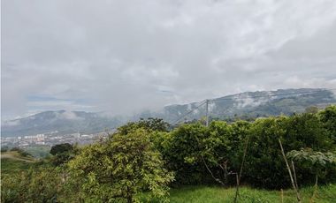 Finca independiente para la venta en el sector Boquerón, Dosquebradas