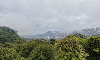 Finca independiente para la venta en el sector Boquerón, Dosquebradas