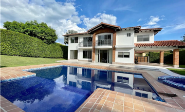 Casa campestre amoblada para arriendo en Cerritos, Pereira!!!