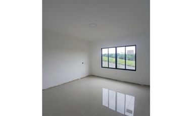 Casa campestre en parcelación para la venta en Condina, Pereira!!