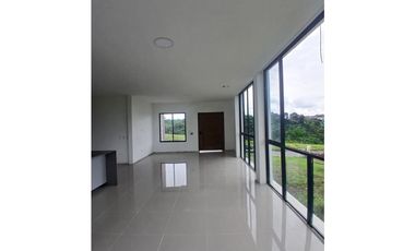 Casa campestre en parcelación para la venta en Condina, Pereira!!