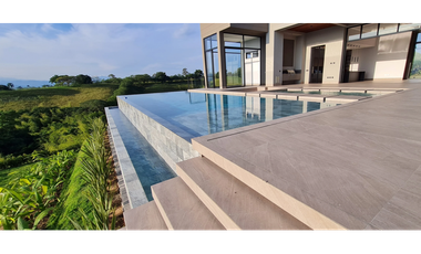 Casa campestre en condominio para la venta en Cerritos, Pereira!!!