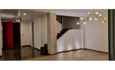 Casa esquinera en conjunto para arriendo en los Alamos, Pereira!!