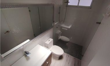 Casa esquinera en conjunto para arriendo en los Alamos, Pereira!!