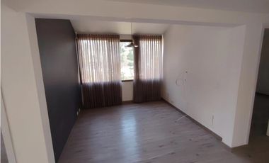 Casa esquinera en conjunto para arriendo en los Alamos, Pereira!!