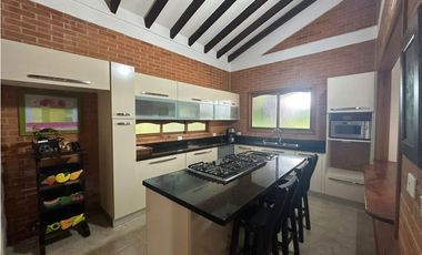 Casa campestre amoblada en condominio para arriendo, Cerritos,Pereira