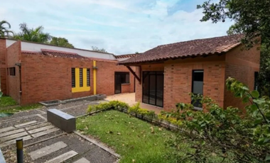 Casa campestre en condominio para arriendo en Cerritos, Pereira!!!