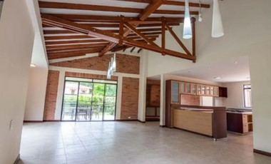 Casa campestre en condominio para arriendo en Cerritos, Pereira!!!