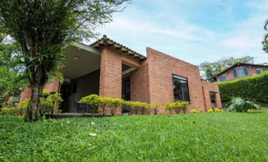 Casa campestre en condominio para arriendo en Cerritos, Pereira!!!