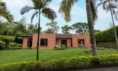 Casa campestre en condominio para arriendo en Cerritos, Pereira!!!